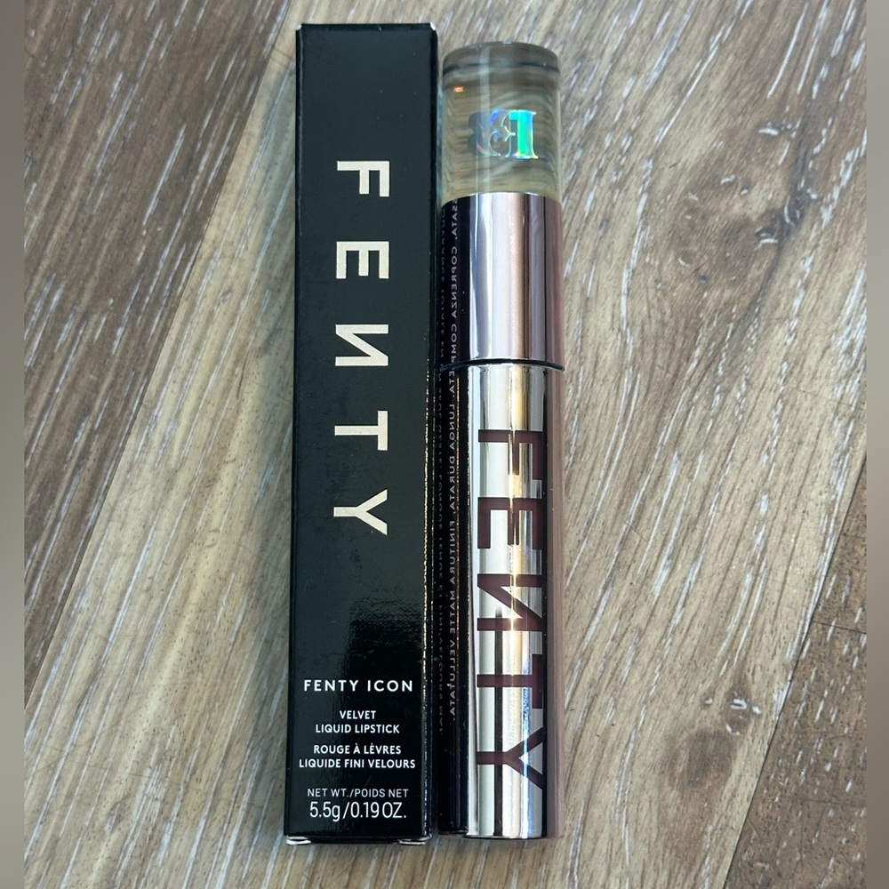 Fenty Icon Velvet Liquid Lipstick - RIRI 04